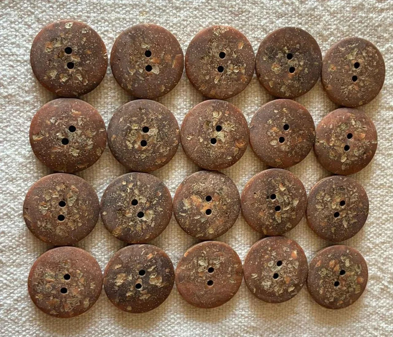 23mm Vintage Wooden Buttons – Set of 20 – Rustic Brown Buttons – photo 2